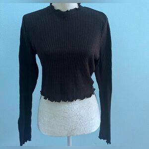 Black ruffle neck sweater size XL